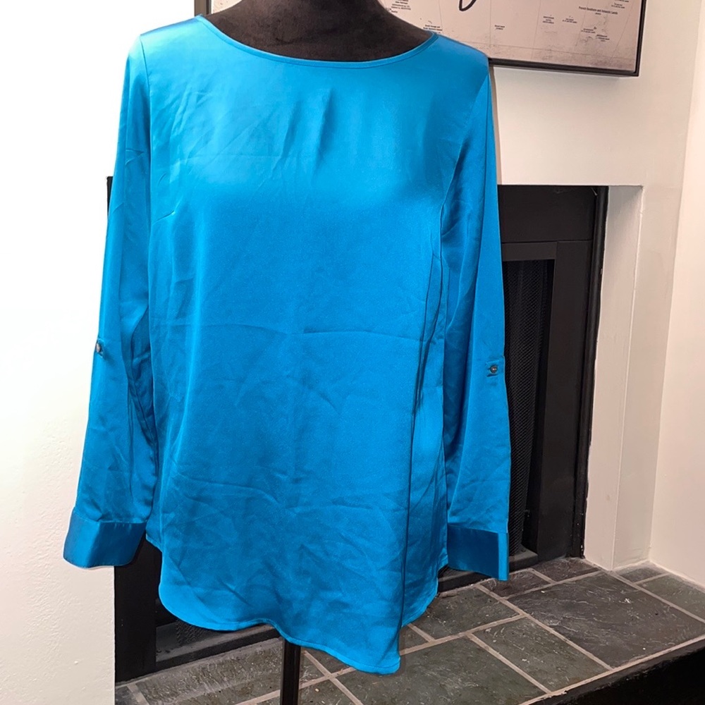 Ann Taylor Long sleeved top